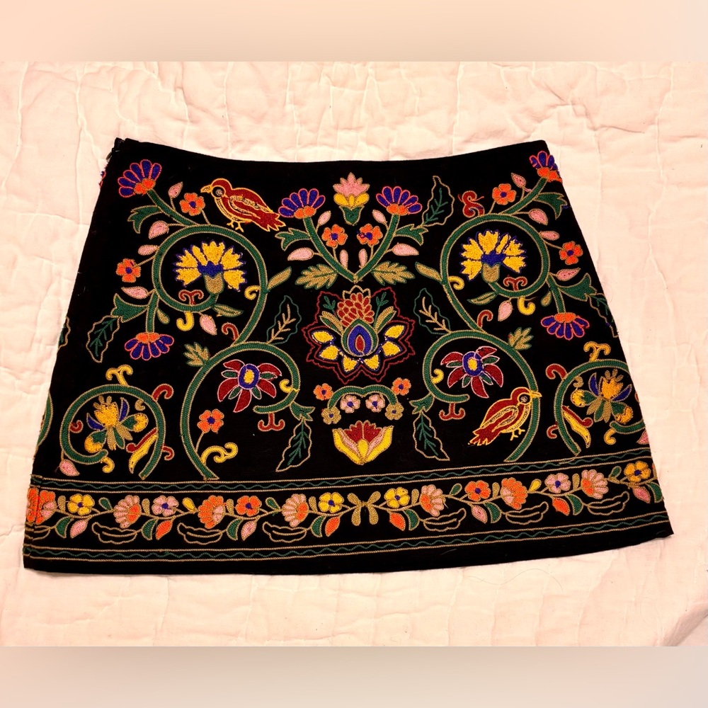 Zara Woman Embroidered Floral Mini Skirt Black XS Boho Folk
